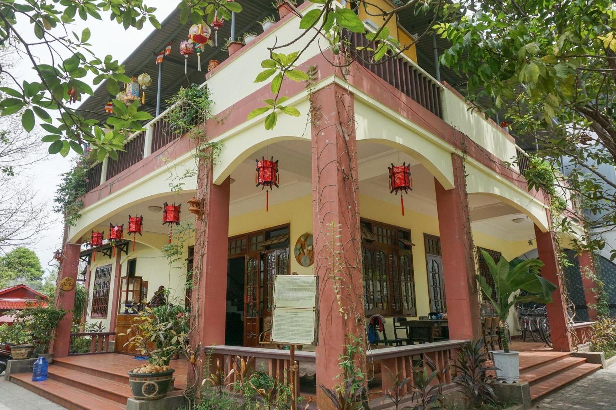 Hue Lotus Homestay Buitenkant foto