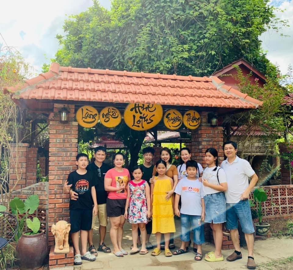 Hue Lotus Homestay Buitenkant foto